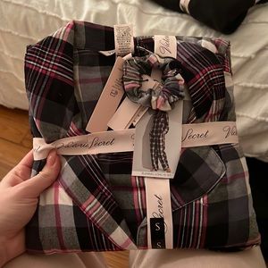 VICTORIA'S SECRET Flannel Long Pants /Top PJ Set Medium Short